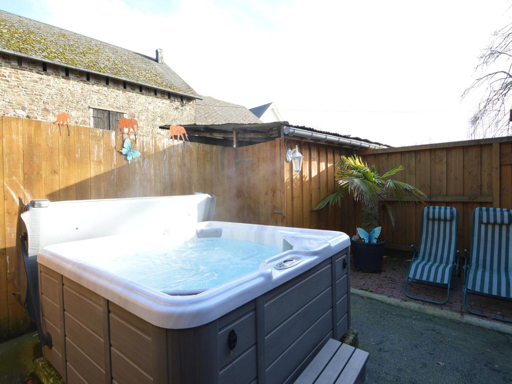 Comfy Holiday Home In Burg Reuland With Sauna Terrace Bbq Exterior foto